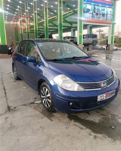 نيسان فيرسا